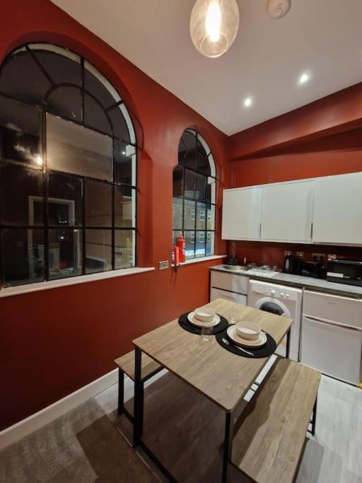 Stylish Jewellery Quarter Apartment Sleeps 4 Birmingham Esterno foto
